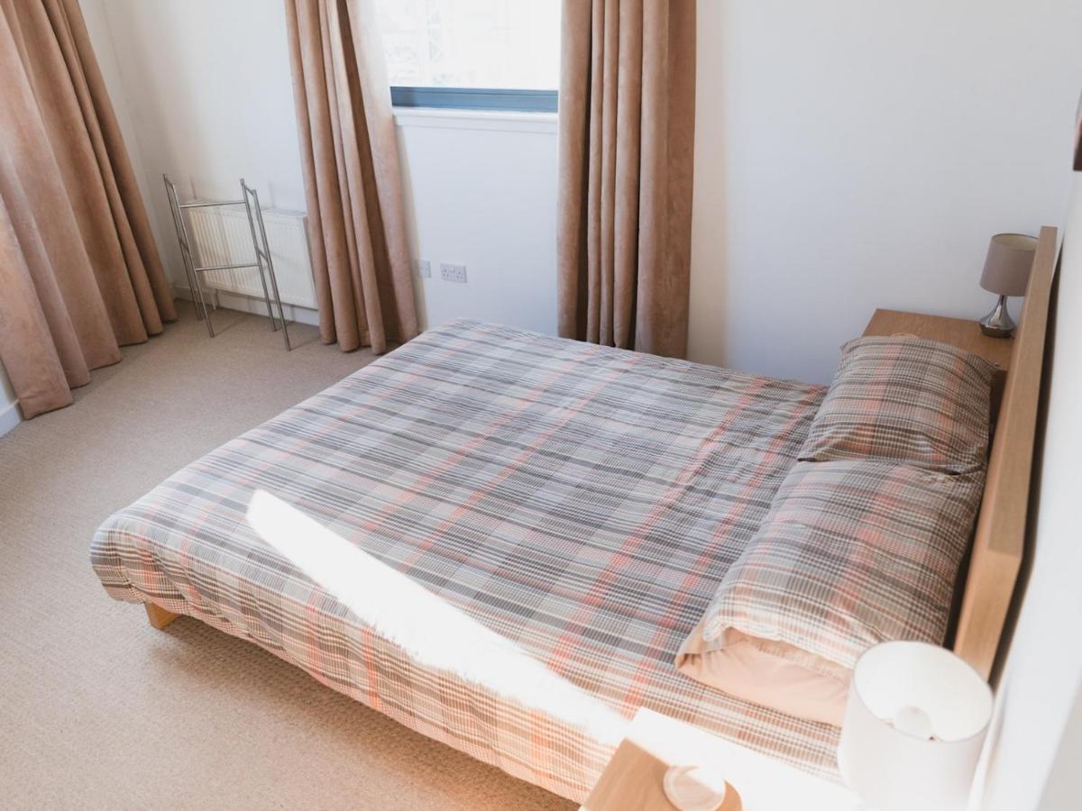 Pass The Keys Lovely 2-Bed Flat Glasgow Harbour Free Parking Extérieur photo