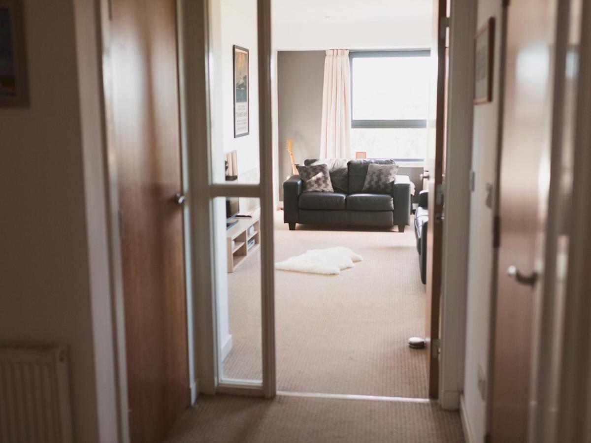 Pass The Keys Lovely 2-Bed Flat Glasgow Harbour Free Parking Extérieur photo